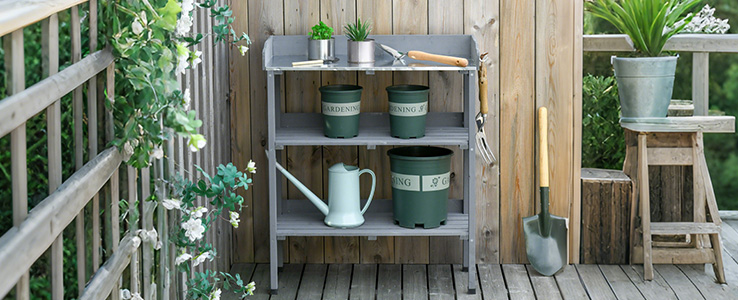 Table de rempotage : Votre atelier pratique et stylé