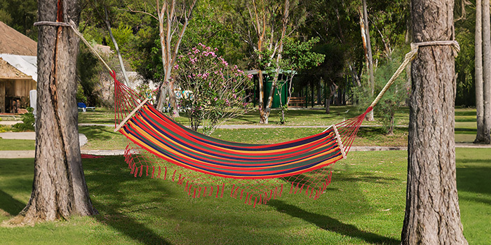 
Fauteuil suspendu au plafond