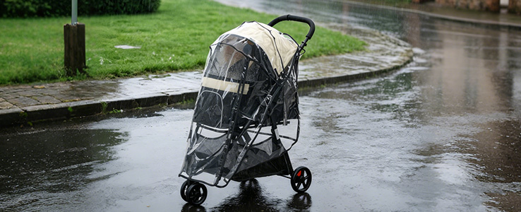 Face aux imprévus de la météo : pluie, vent ou soleil intense.
