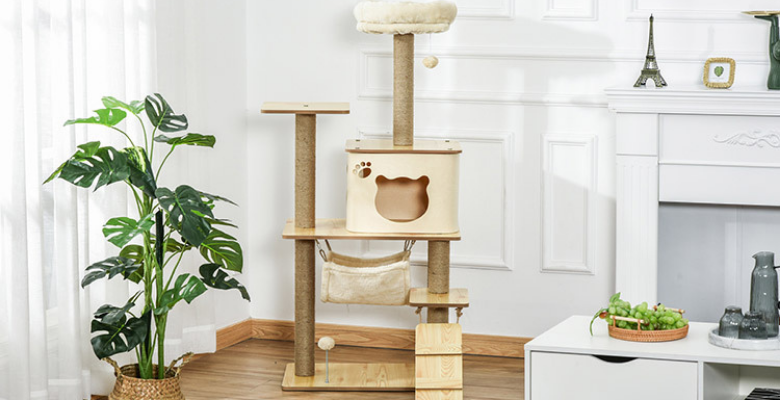 Ofrece entretenimiento a tu gato con un rascador