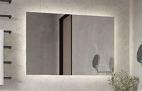 Luminează spațiul - Oglindă de baie cu lumini LED 