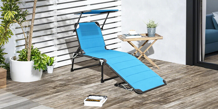 Șezlonguri cu parasolar integrat: Confort și protecție la soare