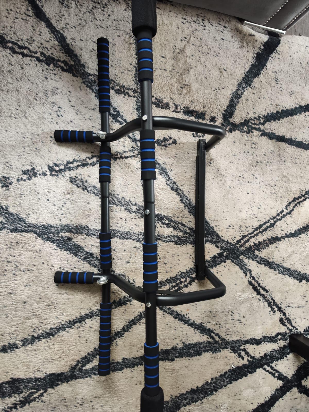 Does not put together safely