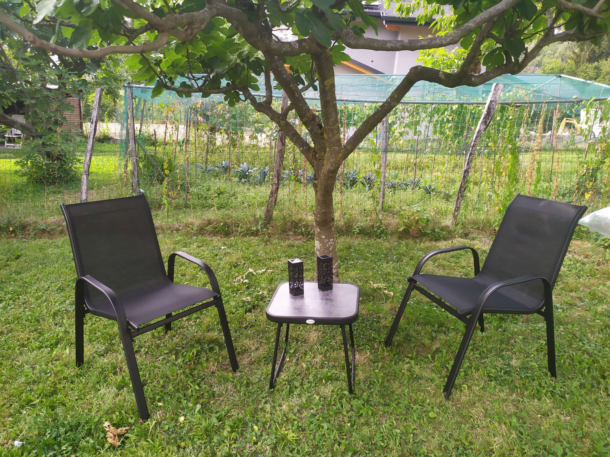 Set Giardino Outsunny 5 Pezzi - Tavolo E 4 Sedie Impilabili In Acciaio Verde, Per Esterno