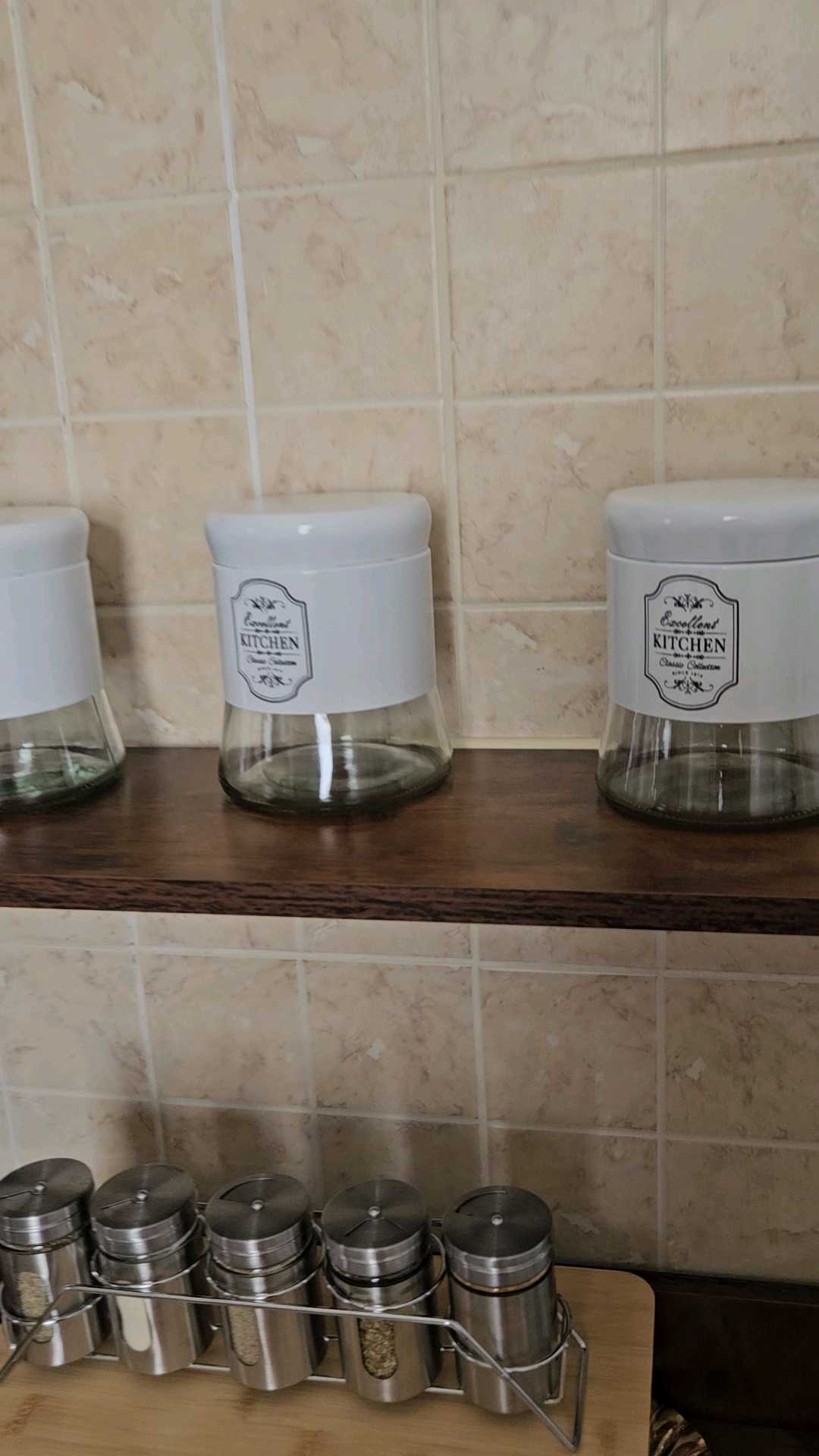 Scaffale da cucina con supporto per microonde e ripiano da