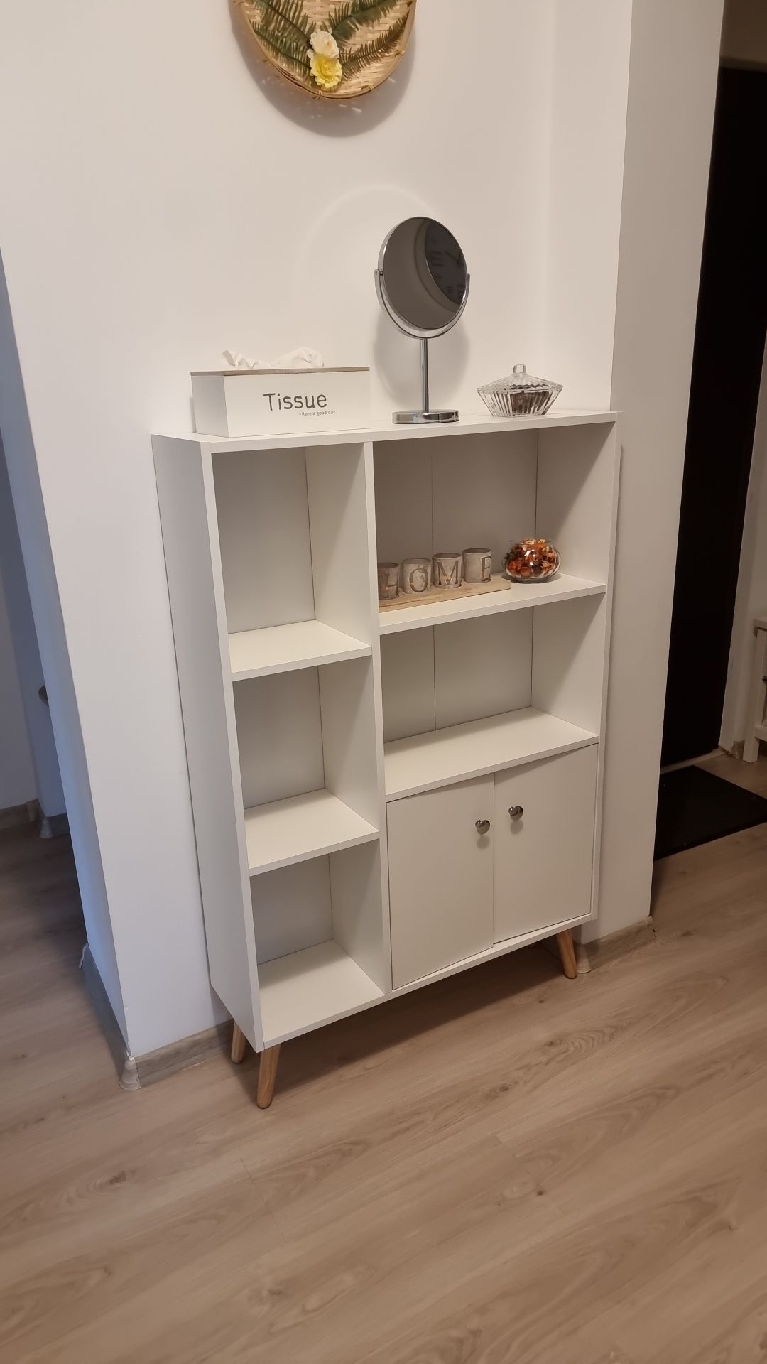 HOMCOM 2-Door Bookcase Storage Cabinet – Freestanding, White, Solid Pattern, 10kg Shelf Capacity, Assembly Required