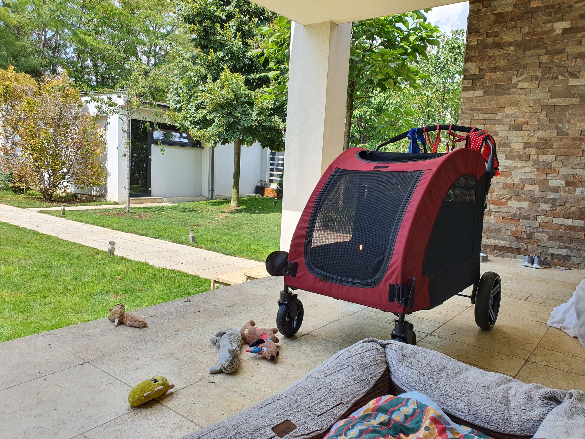 PawHut Dog Stroller 4 Wheels Pet Trolley Carrier Mesh Windows for