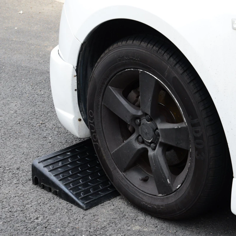 HOMCOM Rubber Set-of-2 Kerb Ramps Black