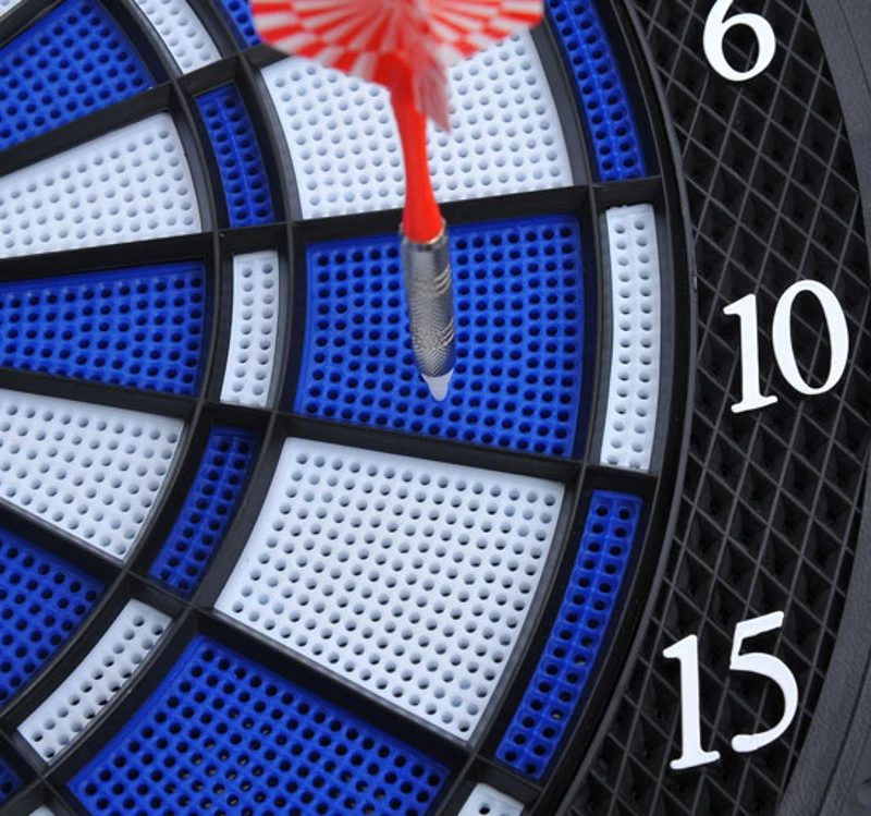 Homcom - Diana electrónica digital 6 dardos 16 jugadores 27 juegos 253 variantes bar casa