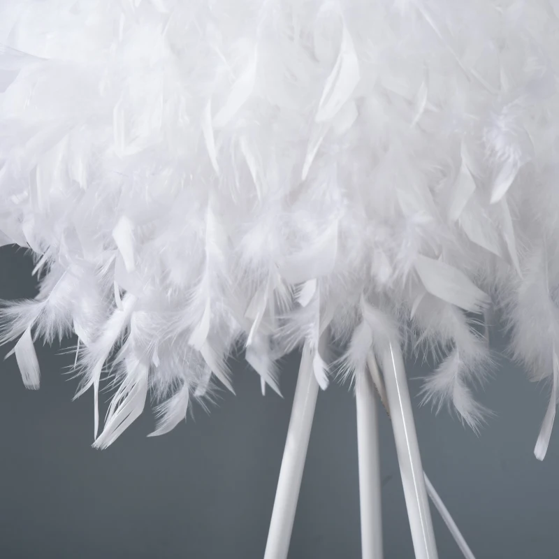 HOMCOM Lámpara de Pie con Trípode de Metal y Pantalla de Plumas con Interruptor de Pie Estilo Moderno para Dormitorio Sala de Estar Salón Estudio 54x54x147 cm Blanco