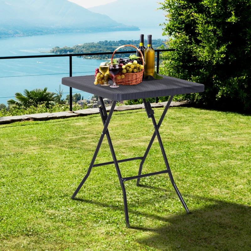 Outsunny Picnic Folding Table Plastic Rattan-style Tabletop Indoor Outdoor Dining Room Party Camping