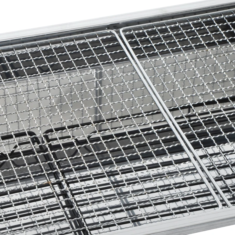 Outsunny Barbecue Portátil e Dobrável de Aço Inoxidável com Grelha Barbecue a Carvão com Ventilação 73x33x71 cm Prata