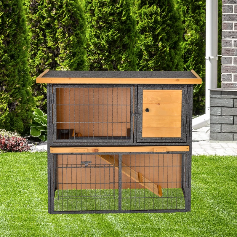 PawHut Coelheira de Exterior de Madeira para Animais Pequenos 2 Níveis com Rampa Bandeja Removível Portas com Fechaduras 89,5x45x81 cm Madeira e Cinza