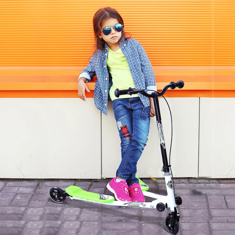 HOMCOM Kids 3 Wheels Foldable Speeder Push Scooter Tri Motion Slider Green BY HOMCOM