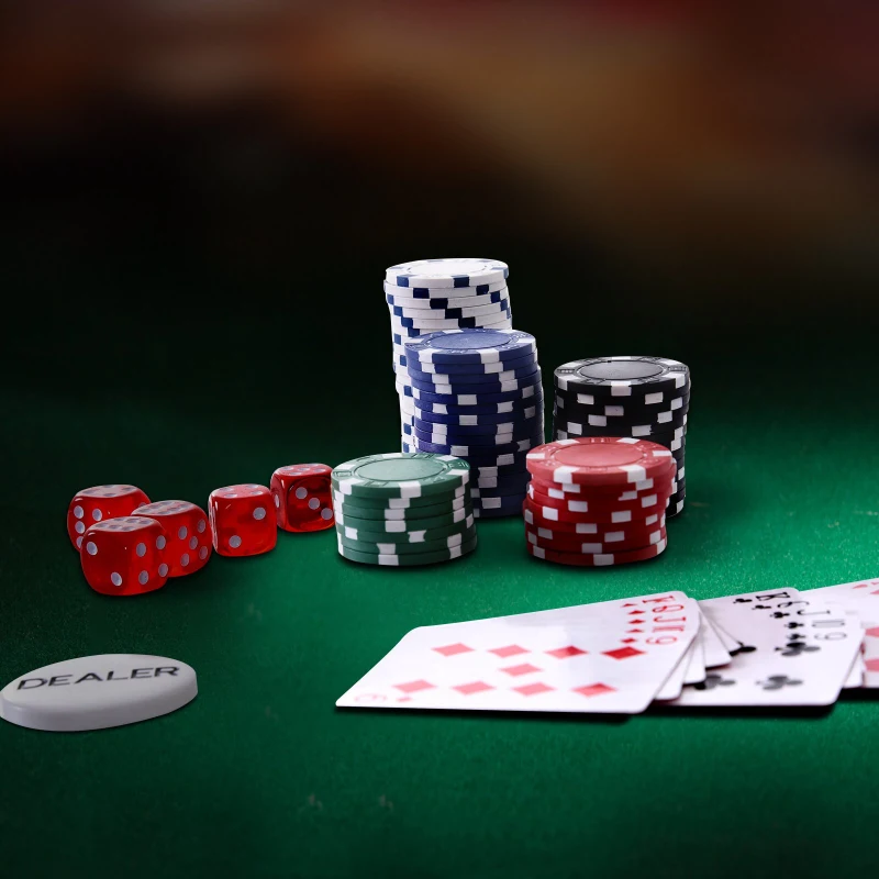 HOMCOM Poker Chips Set  W/Silver Aluminium Case, 38Lx20.5Wx6.5Hcm