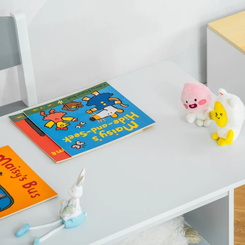HOMCOM Conjunto de Mesa Infantil de Madeira com 2 Cadeiras 2 Gavetas de TNT de Armazenamento Mobiliário para Crianças Secretária 71x48x49cm Cadeiras 29x27x53cm Branco e Cinza