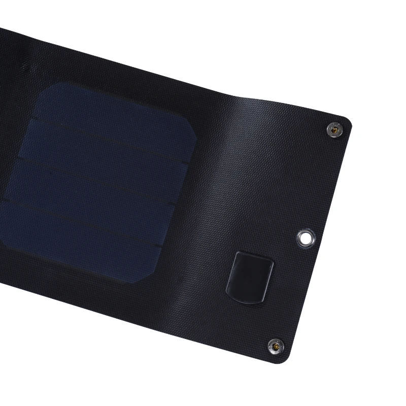 Outsunny - Caricabatteria Solare 10W Pieghevole con 3 Pannelli ad Alta efficienza 58 x 18.5cm Nero