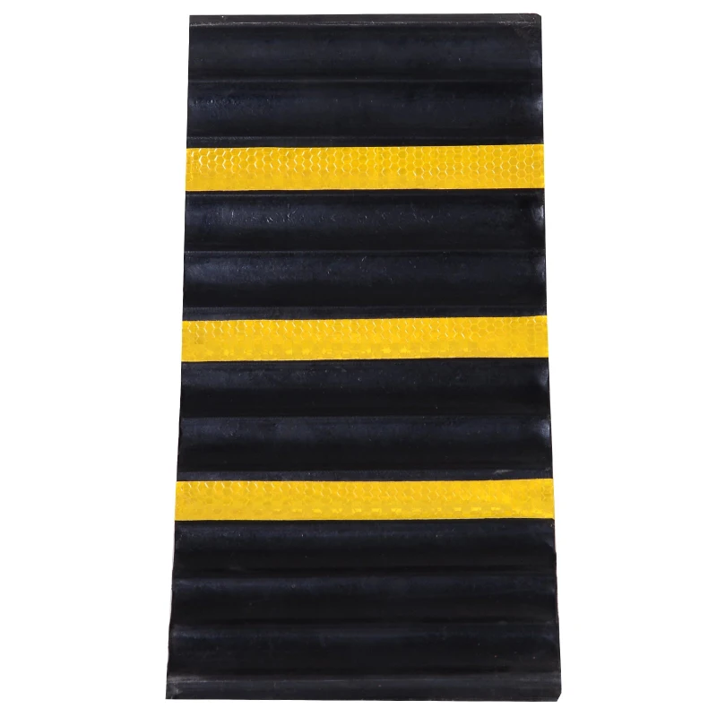 HOMCOM Pene Blocat Roti Antiderapant in Cauciuc pentru Masini,Moto si Rulota 25x16x19cm 2Buc