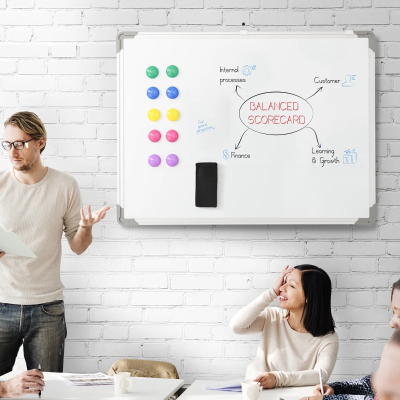 HOMCOM Quadro Magnético Quadro Magnético de Parede Incluí 10 Ímás 1 Apagador e 4 Marcadores 60x45 cm Branco