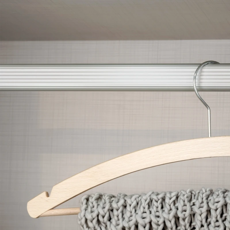 Emuca Kit di 2 tubi 30x15 mm di alluminio lungo 950 mm e supporti per armadio