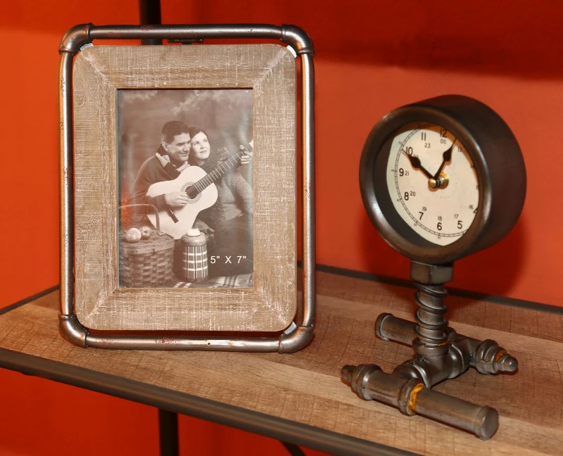 Cornice Tube Cm 21.5X2.5X27  (Misura Interna Cm 12.5X17.5)