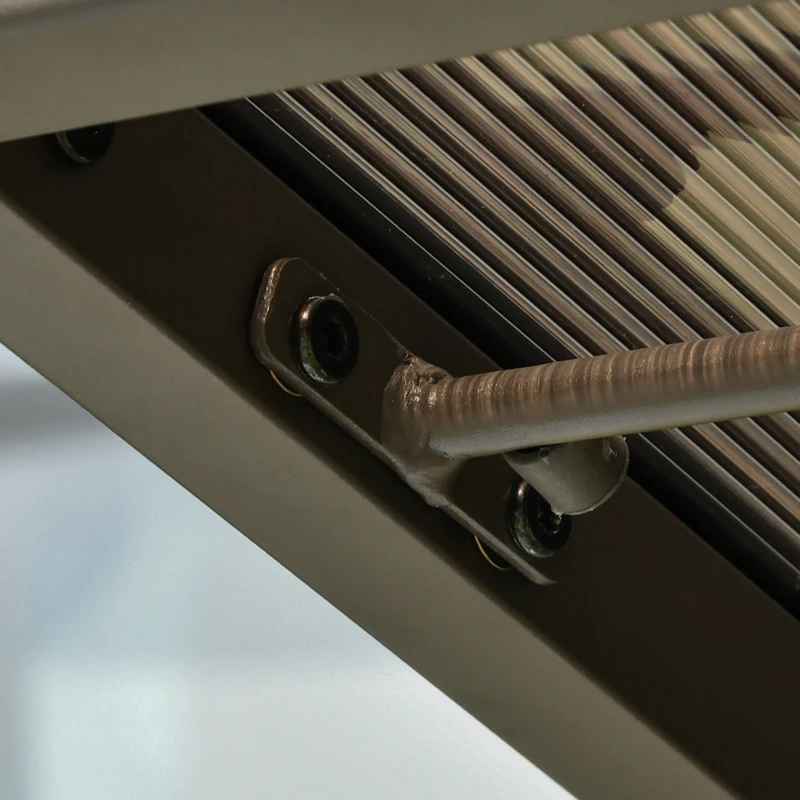 Outsunny 3 Seater Rattan Swing Chair Garden Swing Bench Patio Outdoor Hanging Porch Swing with Adjustable Canopy, Aluminum Frame, Brown