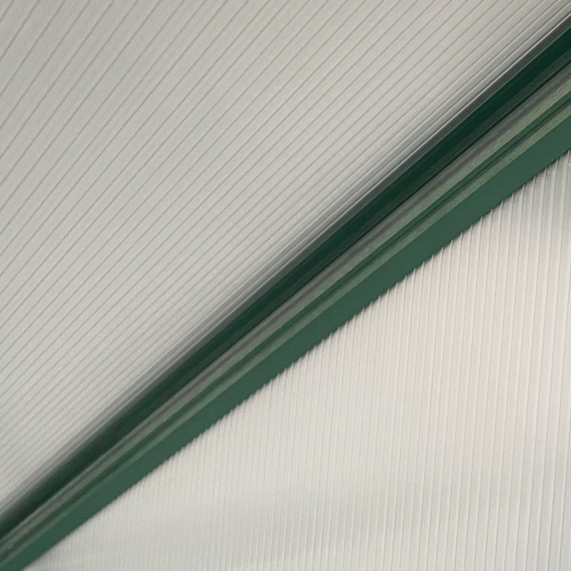 Outsunny Walk-In Lean to Greenhouse Garden Heavy Duty Aluminium Polycarbonate with Roof Vent for Plants Herbs Vegetables, Green, 6 x 4ft