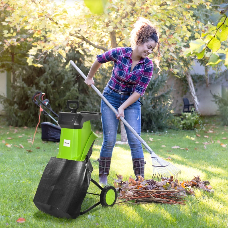 Outsunny 2500W Electric Garden Shredder Wood Chipper Lightweight & Compact Branch Shredder w/ 50L Collecting Bag, Overload Protection, Max 40mm Cutting Capacity, and Two Wheels