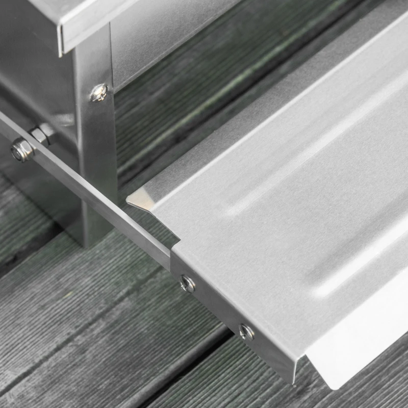 PawHut Hranitoare pentru Gaini  de 8,5 litri pentru 5 Pui, Rezistenta la Ploaie, cu Capac Automat si Pedala, 56x37x18,5 cm, Argintie