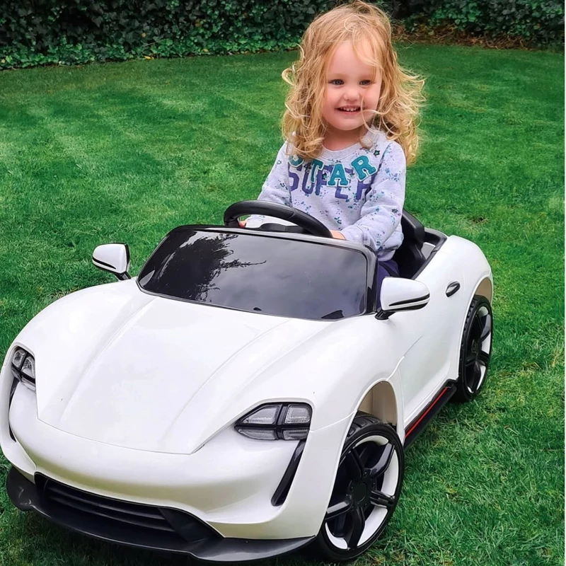 HOMCOM 6V Kids Electric Ride On Car-White