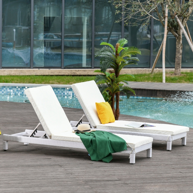 Outsunny Set 2 Sezloguri de Gradina in PE Rattan cu Perna Captusita Alba