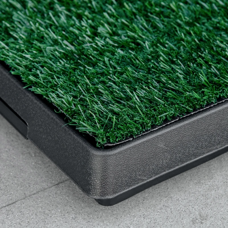 Toaleta dla szczeniąt PawHut z sztuczną trawą, 63 x 51 x 6 cm