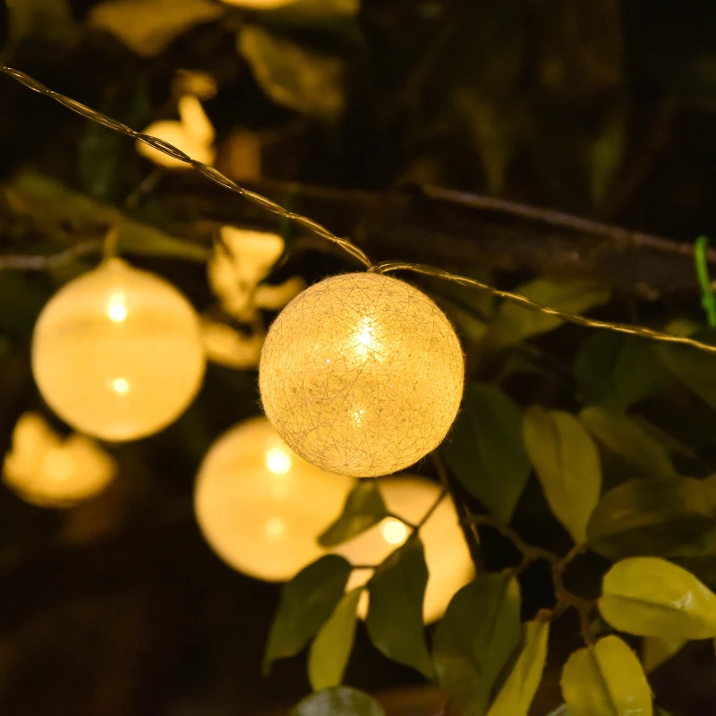 Outsunny 4 Grinaldas de Luzes LED de 5,3m com 20 Bolas com Ecrã de Algodão Luzes Branco Quente para Decoração de Interiores e Exteriores