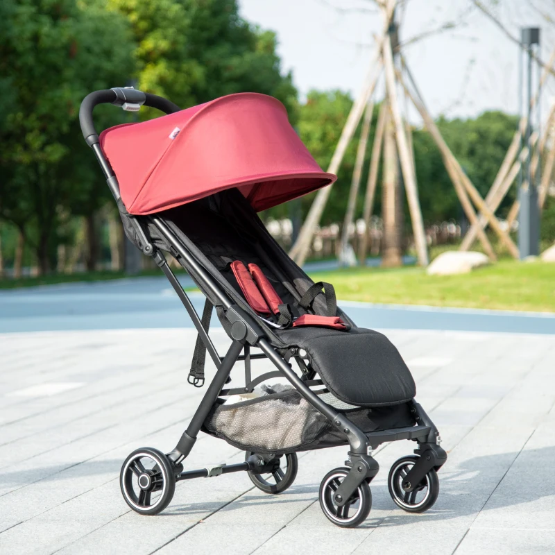 HOMCOM Passeggino per Bambini 0-36 Mesi con Tettuccio, Design Pieghevole e Cesto Portaoggetti, 128x58x106 cm, Rosso e Nero