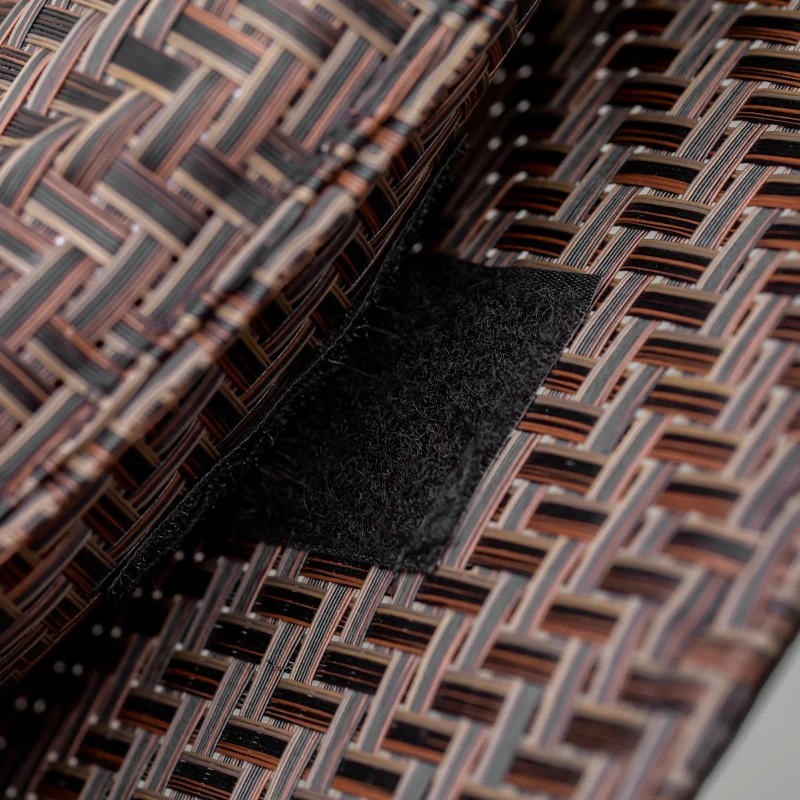 Outsunny Tumbona Mecedora de Exterior con Reposabrazos Reposacabezas y Efecto de Ratán para Jardín Terraza Patio Carga Máx. 160 kg 157x60x80 cm Marrón