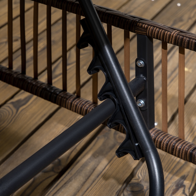 Outsunny Conjunto de 2 Espreguiçadeiras de Vime Sintético com Mesa de Centro Encosto Reclinável em 5 Posições 196x54x32cm Marrom