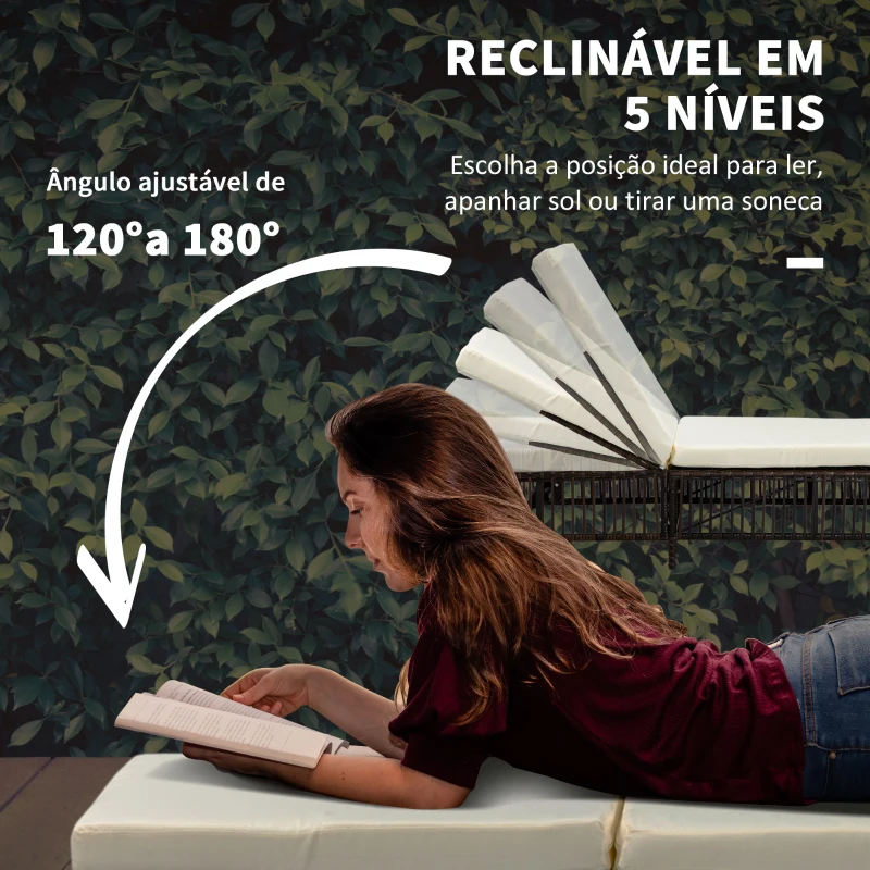 Outsunny Conjunto de 2 Espreguiçadeiras de Vime Sintético com Mesa de Centro Encosto Reclinável em 5 Posições 196x54x32cm Marrom