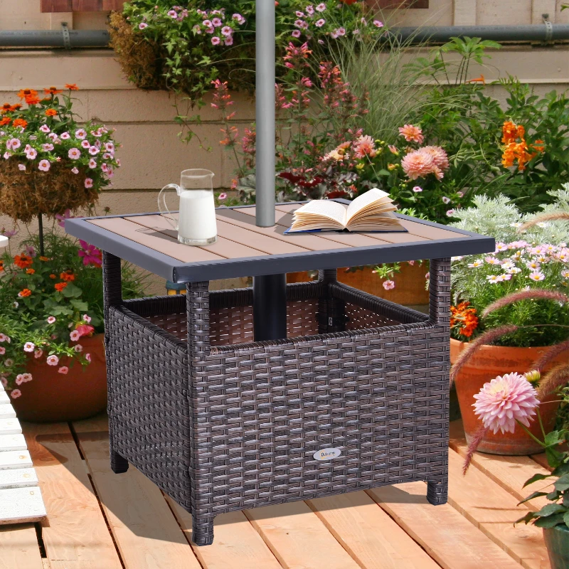 Outsunny® poly-rotan bijzettafel tuintafel voor parasol terrastafel paraplubak incl. zandzak bruin 55,5 l x 55,5 b x 46 h cm