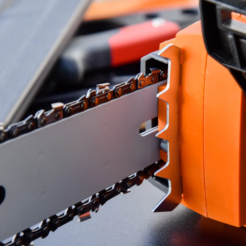 DURHAND Aluminium Electric Chainsaw with Double Brake Protection and Blade Cover, 2000 W, 40 cm, for Wood, Trees and Branches, Orange