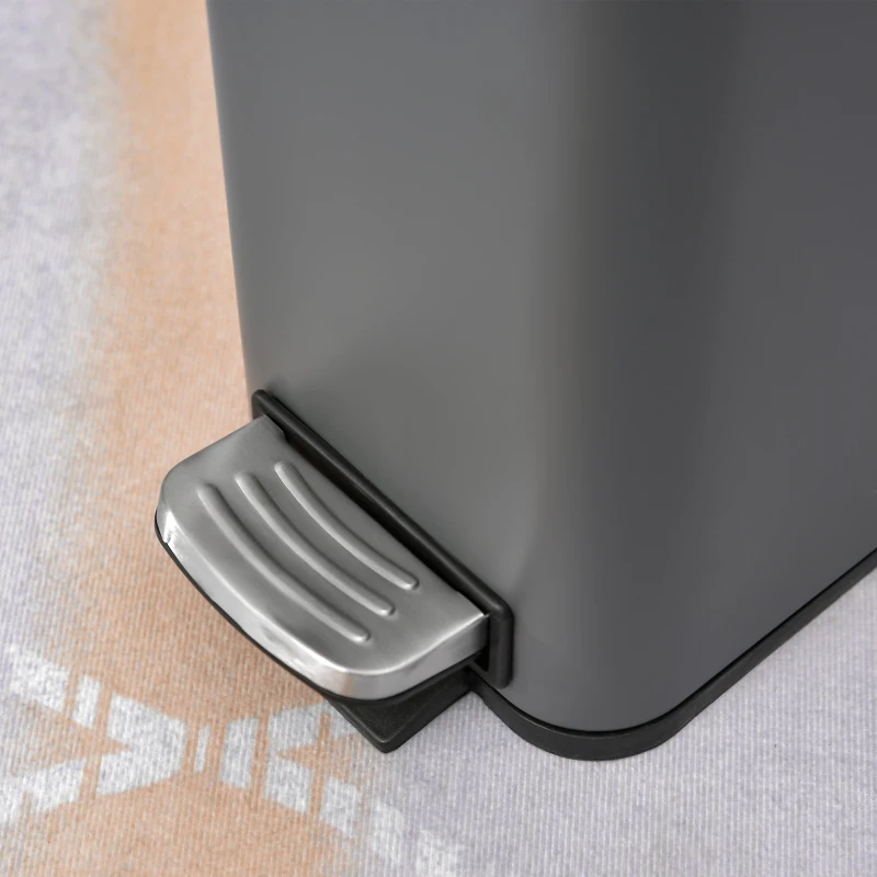 HOMCOM 5L Pedal Bin, Bathroom Bin Small, Steel, with Quiet-Closed Lid, Silent and Gentle Open, Oversized pedal, Back Pull Ring