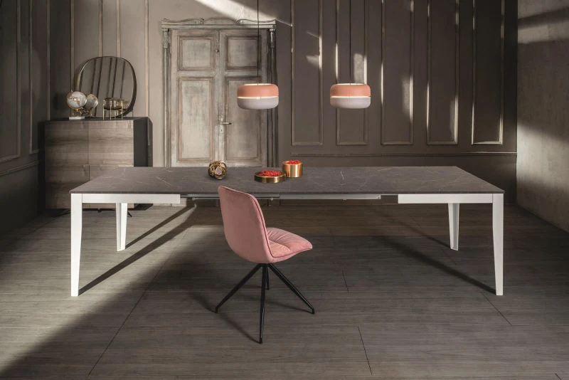 STONES Tavolo allungabile con top e allunghe in melaminico marmo antracite, base in metallo bianco, 90x156/316x76cm, marmo antracite, metallo bianco