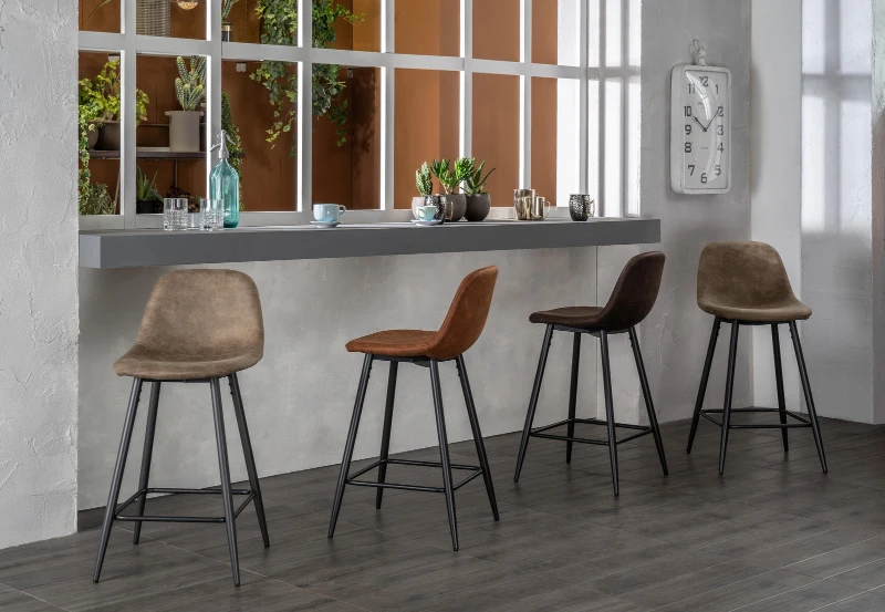 STONES Set 2 Sgabelli in Similpelle con Seduta e Schienale rivestiti e Gambe in Metallo, 42x52x93 cm, Moka Vintage e Antracite