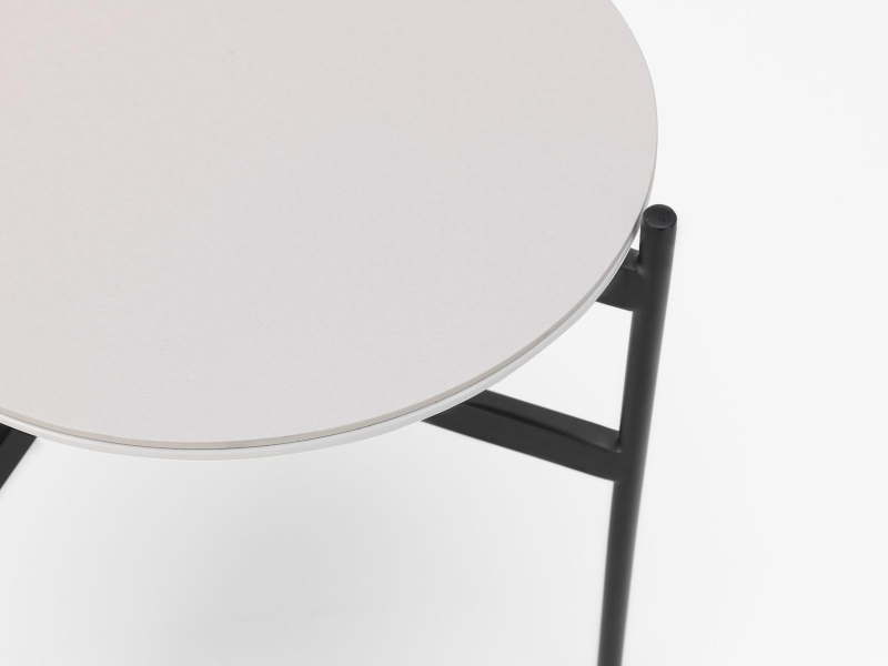 STONES Tavolino con Top in Ceramica con Fondo in MDF e Struttura in Metallo, 40x40x45 cm, Bianco