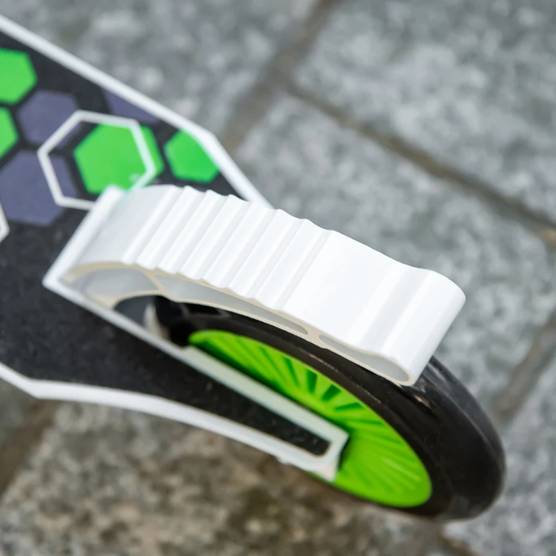 HOMCOM Kids Scooter One-Click Foldable Kick Scooter Adjustable Height for Boys and Girls 3 - 8 Years White