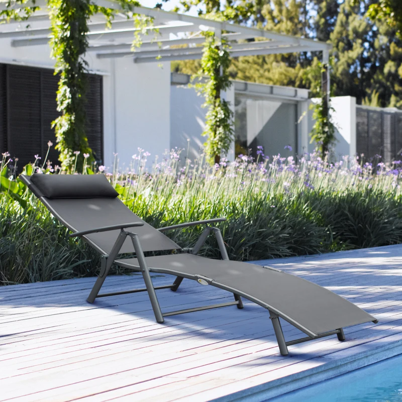 Outsunny Outdoor Recliner Sun Lounger Chair, Steel Frame Folding Chaise Lounge Chair with Headrest, 7 Levels Adjustable Backrest and Breathable Mesh Fabric, Grey