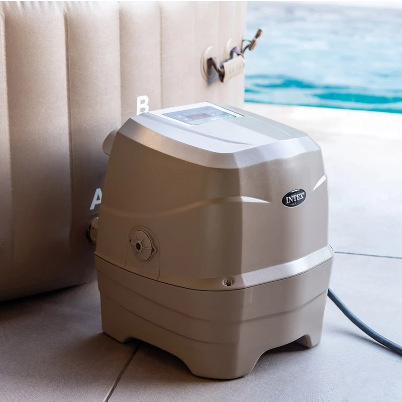 INTEX 28412EX - Simple Spa Plus Bubble Massage Set 236X71Cm 8 Posti Con Pompa, Riscaldatore, Sistema Di Purificazione Acqua, 100 Getti, Telo Base, Telo Copertura, Dispenser Di Cloro