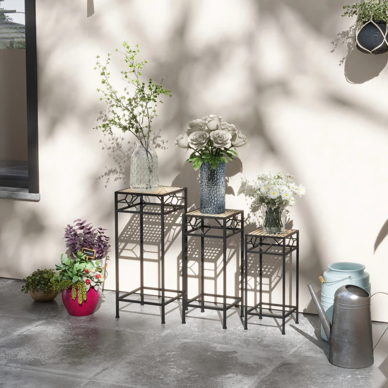 Outsunny Bloemenstandaard, set van 3, rond, stapelbaar, rotanlook, metalen poten, voor binnen en buiten, zwart/goud