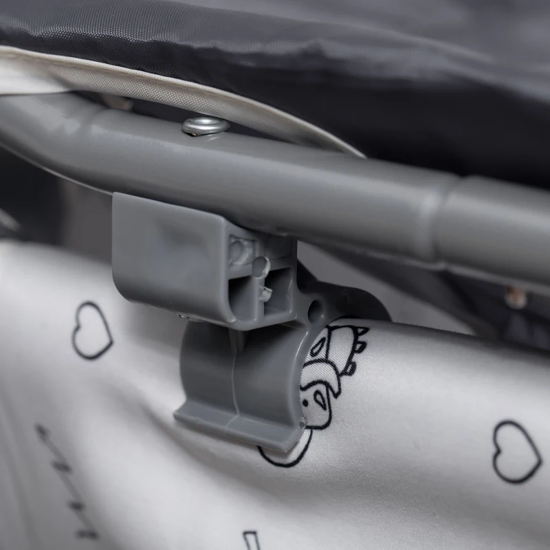 HOMCOM Cuna de Viaje Plegable para Bebes y Niños hasta 15 kg con 2 Ruedas y Bolsillo Lateral Cuna Portátil con Bolsa de transporte Parque de Juegos 124x66x77,5 cm Gris