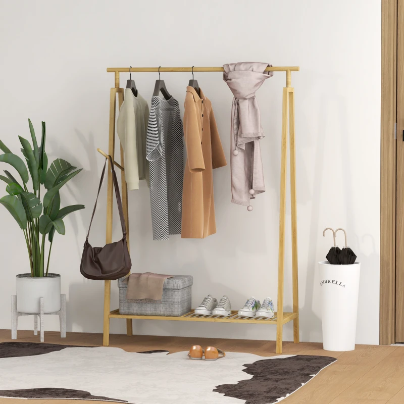 HOMCOM Appendiabiti a Doghe in Bambù con Gruccia Laterale e Spazio per Scarpe, 110x42x152 cm, color Legno