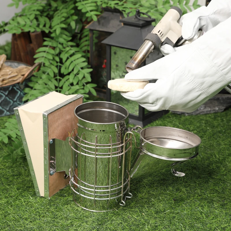 Outsunny 7-teiliges Imkerei-Werkzeugset Bienenzucht-Kit Imkereiset mit Smoker und Stockmeißel Bienenzuchtbürste Starter Kit für Imker rostfrei Stahl Holz Silber